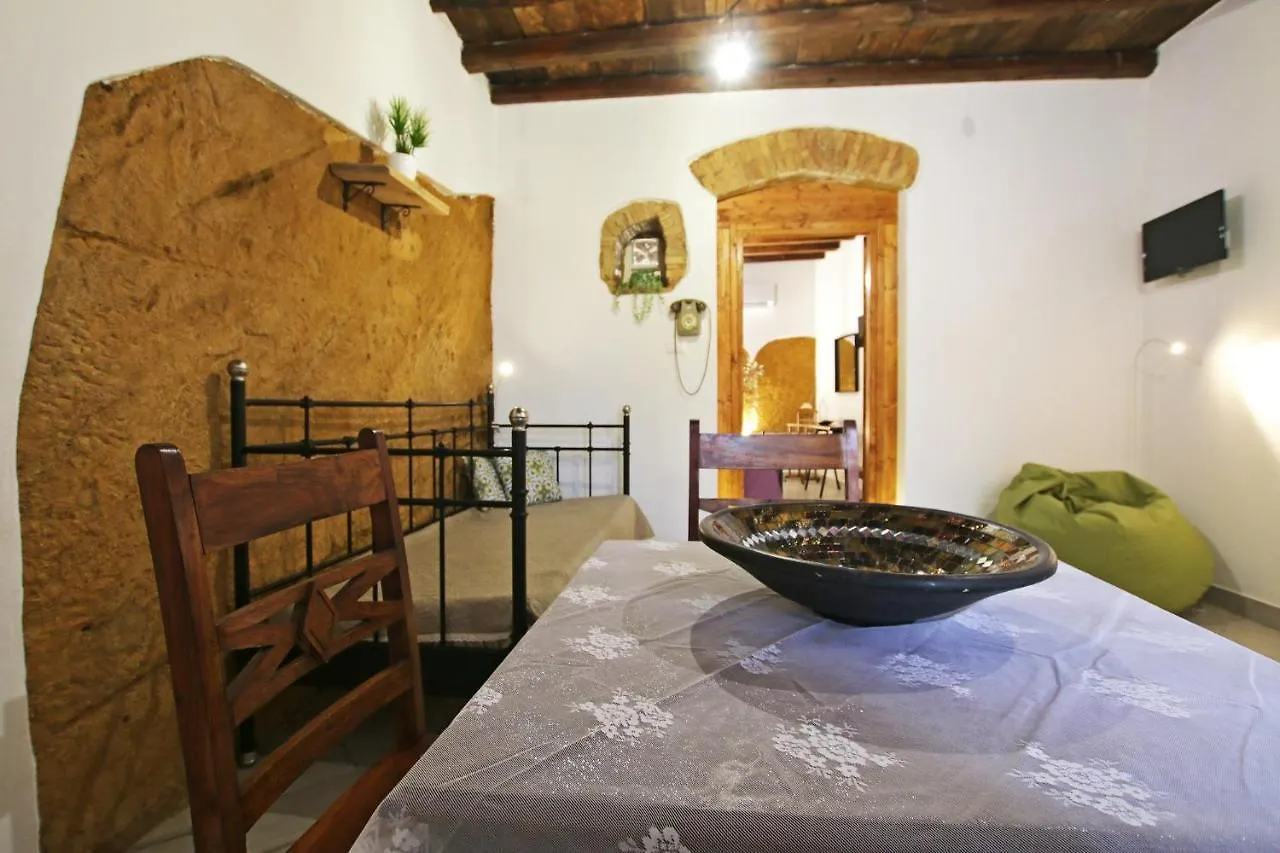 Konukevi Rabate Otel Agrigento